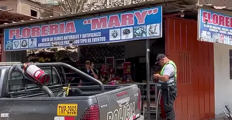 Asesinan a dueña de florería frente a cementerio en Chosica.
