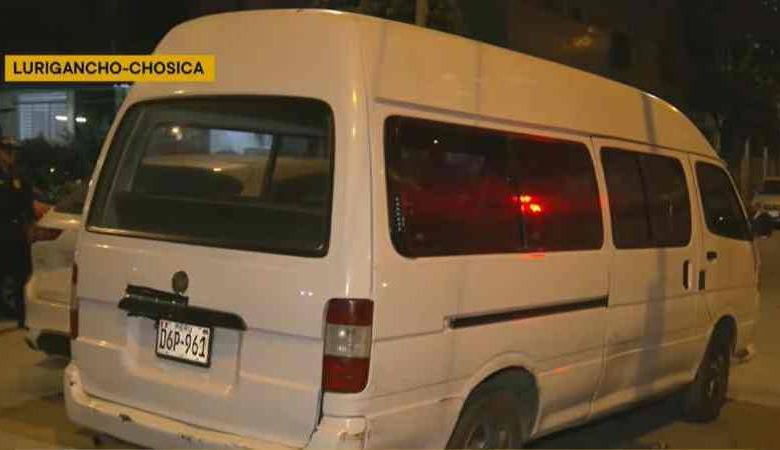 Una combi fue atacada a balazos por desconocidos en la autopista Ramiro Prialé, en la jurisdicción de Lurigancho-Chosica.