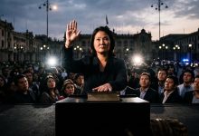 Keiko Fujimori en el hemiciclo del Congreso pronunciando su discurso