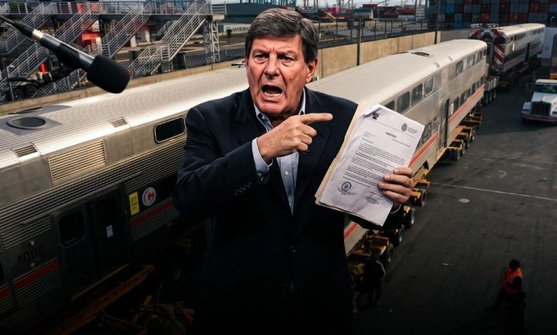 Tren de pasajeros similar a los trenes de Caltrain que se usarán en Lima-Chosica