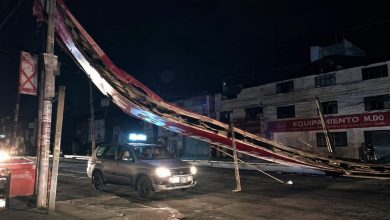 Fuertes vientos en Tacna derriban paneles y dejan a oscuras varios distritos