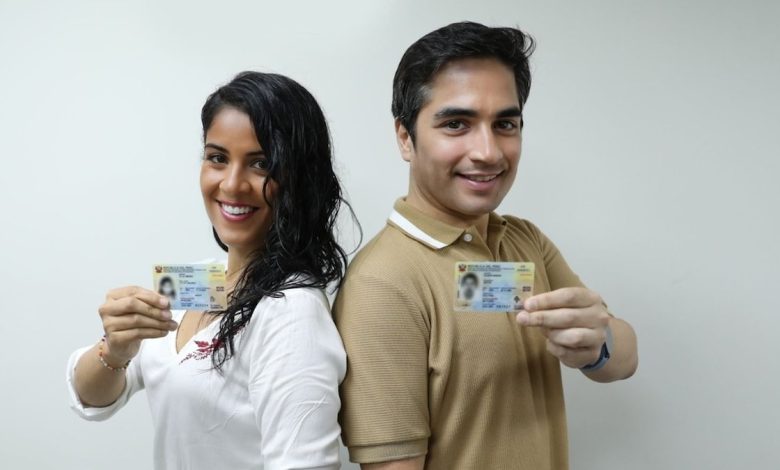 Reniec abre 15 sedes este domingo para entrega de DNI